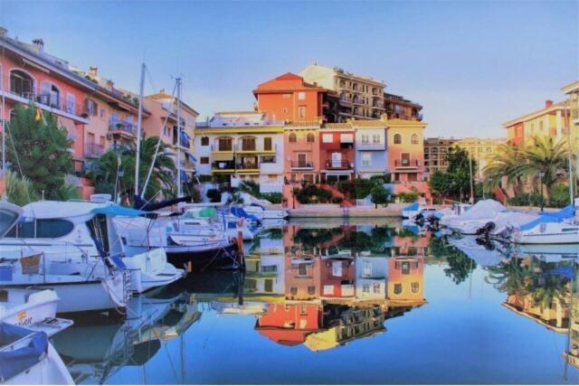 Valencia Beach Room With Private Bathroom Coliving Port Saplaya Εξωτερικό φωτογραφία