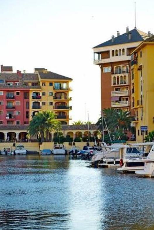 Valencia Beach Room With Private Bathroom Coliving Port Saplaya Εξωτερικό φωτογραφία